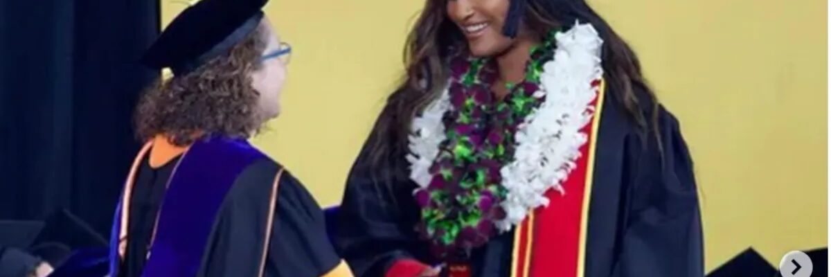Sasha Obama Graduates From The University Of Southern California Our Today 6573