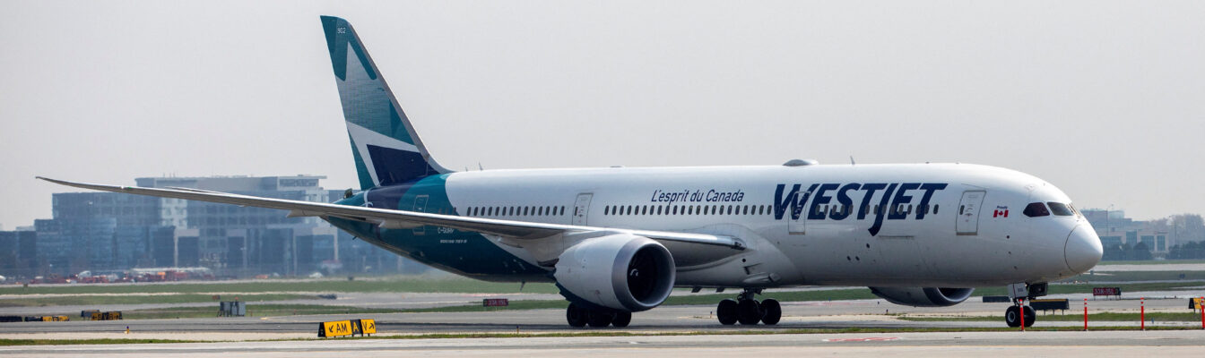 WestJet introduces its Dreamliner to Vancouver