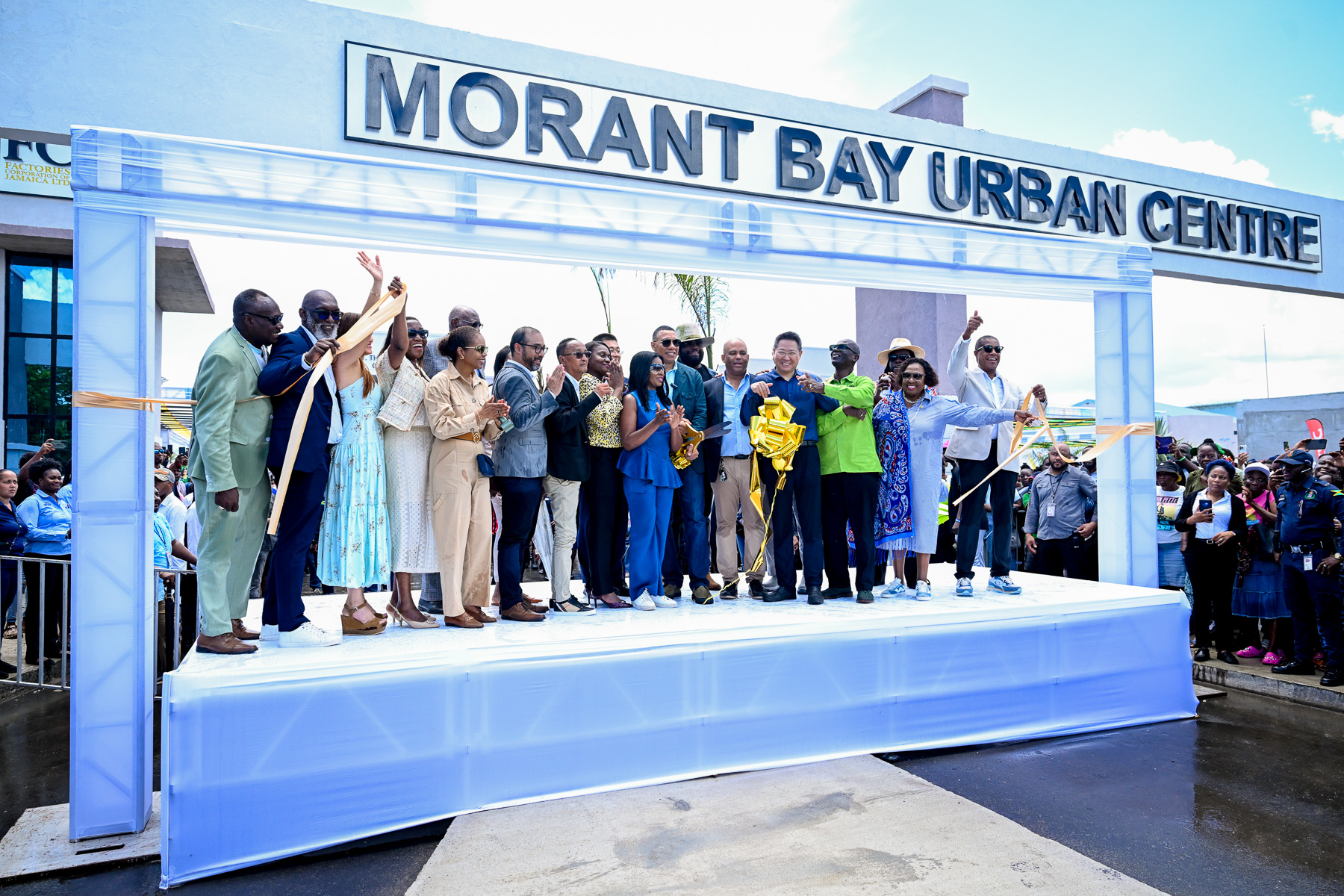 ‘No light, no water, no Business’: Hylton blasts government over Morant Bay Urban Centre fiasco