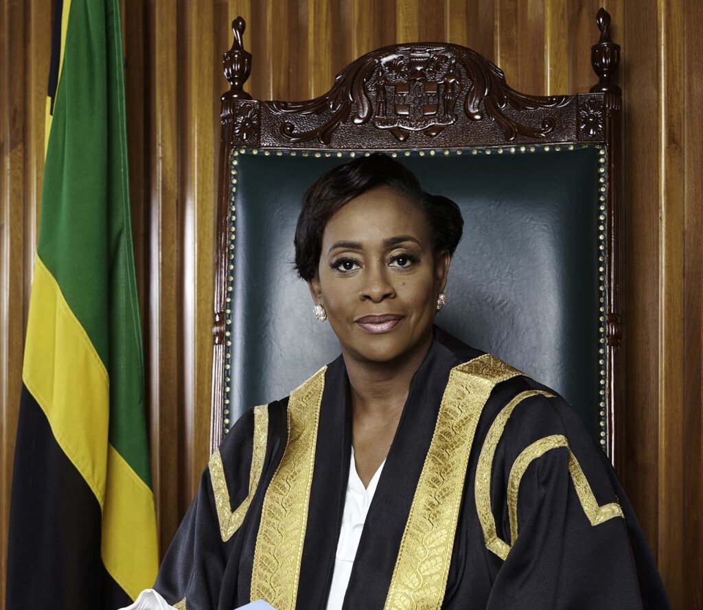 The current image has no alternative text. The file name is: Juliet-HOLNESS10351-Portrait-1.jpg