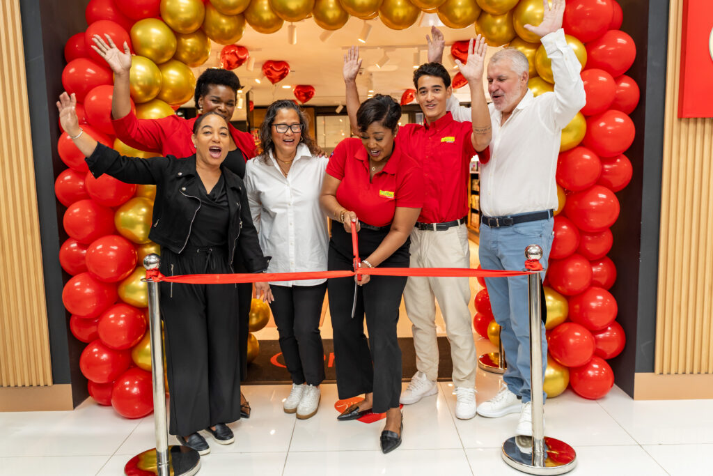 The current image has no alternative text. The file name is: Fontana-Ora-Sovereign-Centre-Launch-128-scaled.jpg