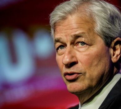 2021-10-12T010213Z_2_LYNXMPEH9A0WJ_RTROPTP_4_IMF-WORLD-BANK-IIF-JPMORGAN
