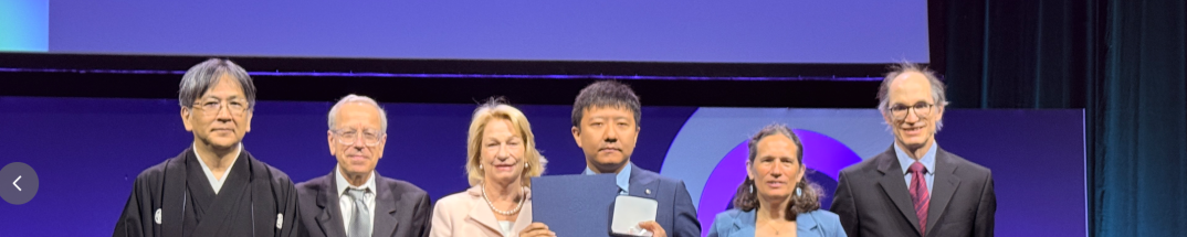 Two Chinese nationals win top mathematics honor