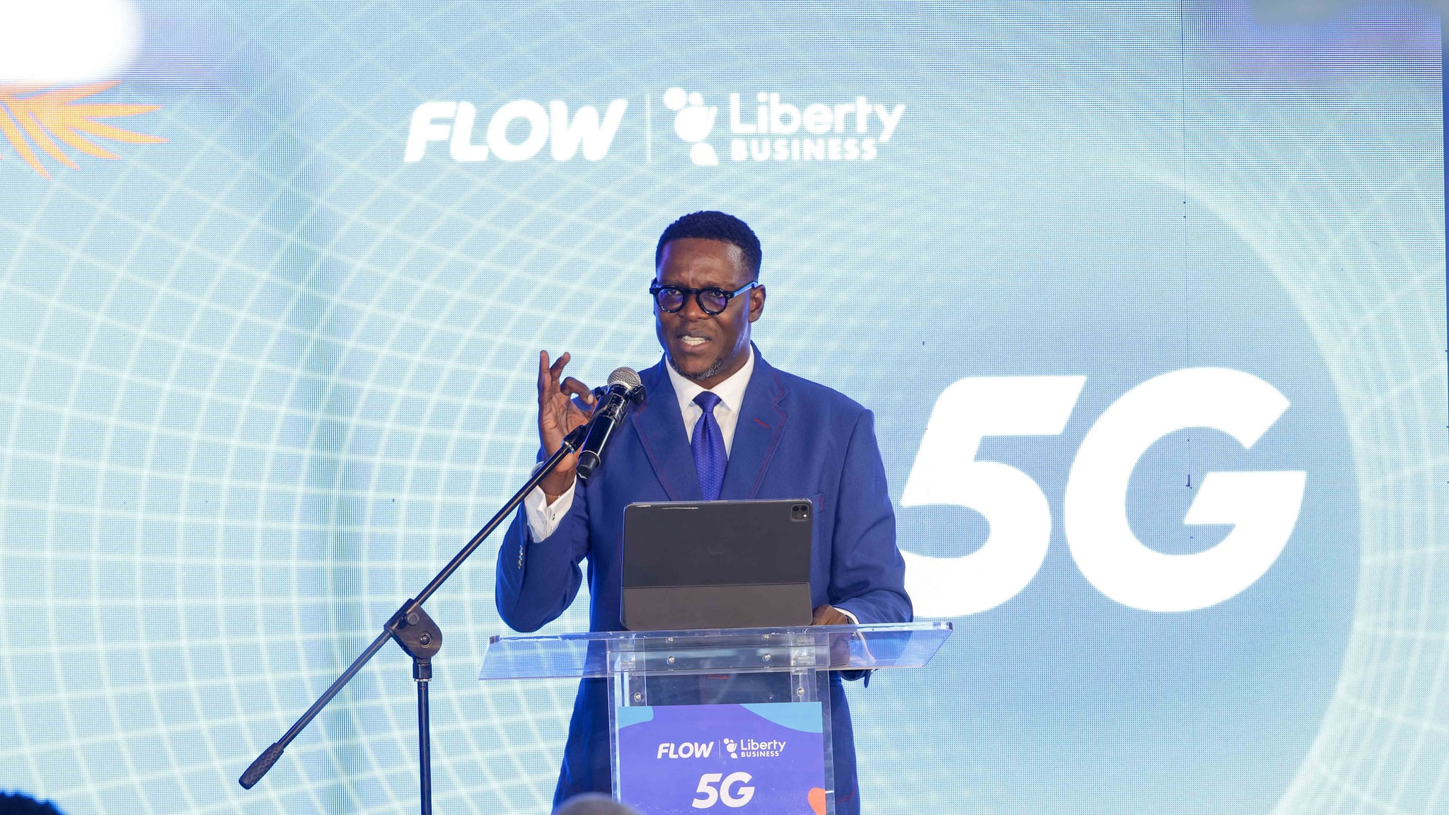 Flow expands 5G mobile network access to prepaid customers